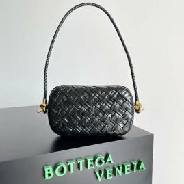 Picture of Bottega Veneta Lady Handbags _SKUfw152375212fw